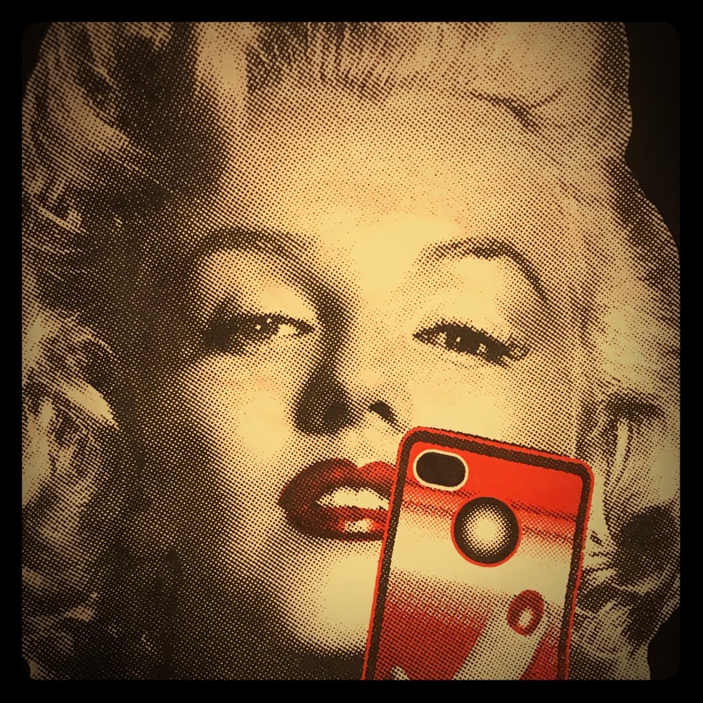 New Marilyn Monroe” #Selfie “T-shirt